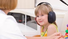 Test auditif : dépister et soigner les troubles auditifs chez bébé