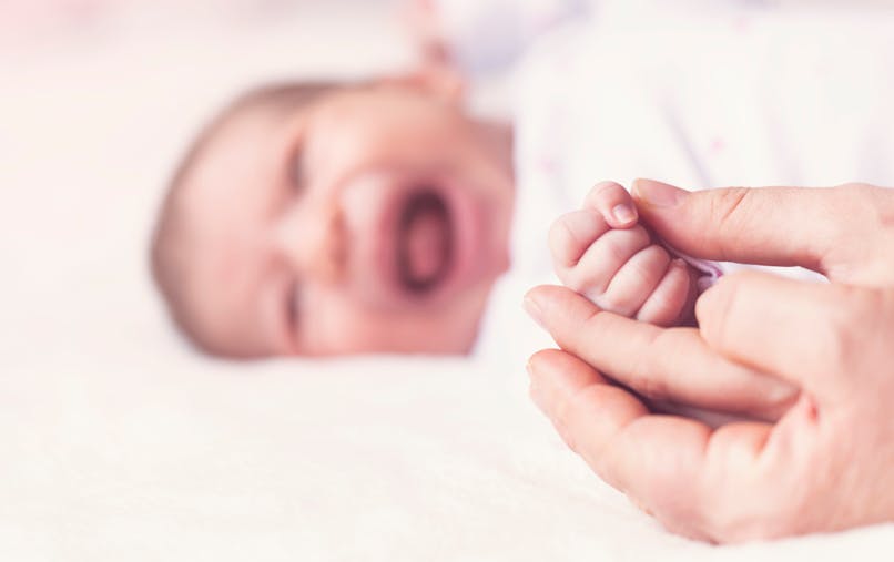 Bebe Pleure Comment Calmer Les Pleurs De Bebe Parents Fr Bebe Pleure Comment Calmer Les Pleurs De Bebe Parents Fr