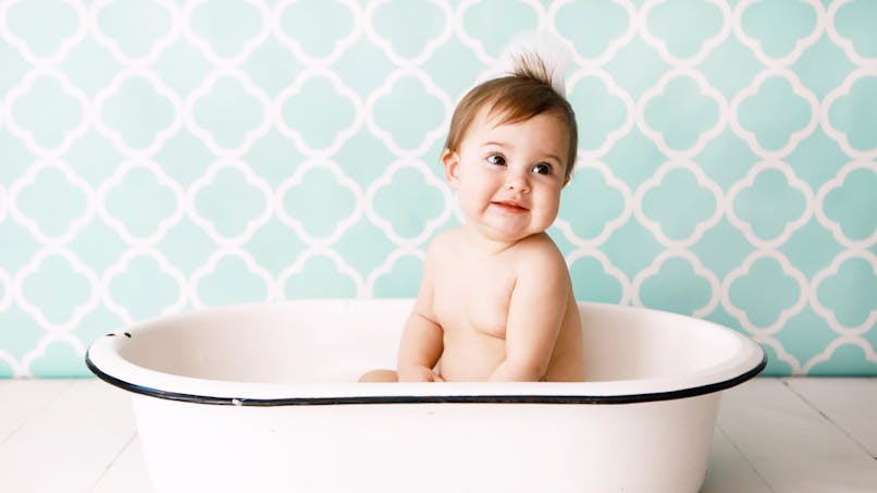 Baignoire Pour Bebe Choix Selon La Taille De La Salle De Bain Parents Fr Parents Fr Baignoire Pour Bebe Choix Selon La Taille De La Salle De Bain Parents Fr Parents Fr