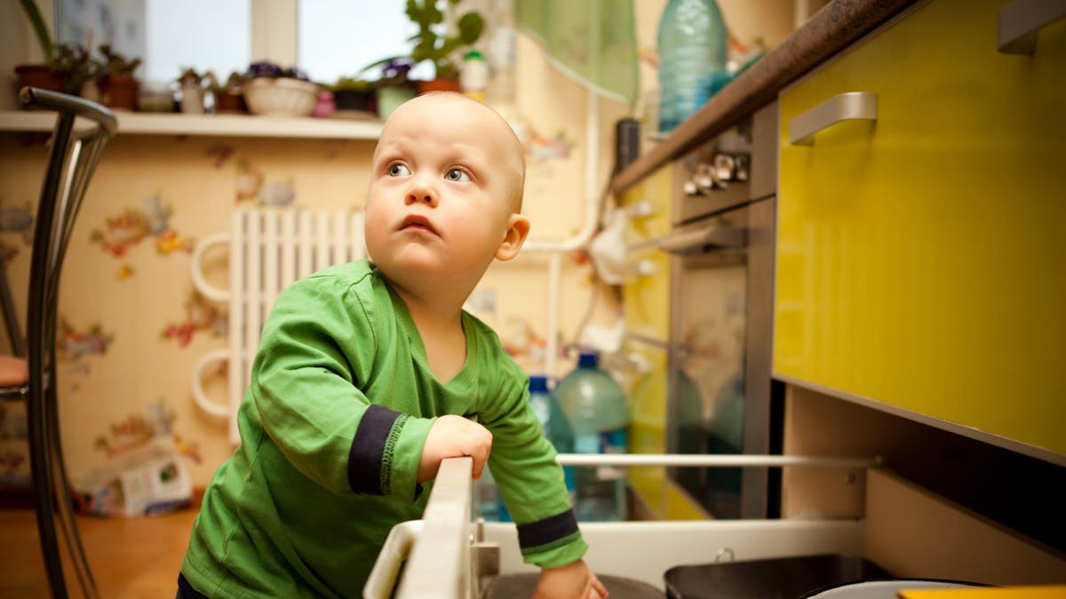 Bebe Fait Des Betises Parents Fr Bebe Fait Des Betises Parents Fr