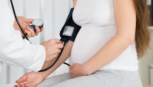 Comment prévenir l’hypertension chez la femme enceinte ? 