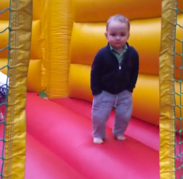 Voici L Enfant Le Plus Swag Du Monde Et Il Est Tres Mignon Video Parents Fr Voici L Enfant Le Plus Swag Du Monde Et Il Est Tres Mignon Video Parents Fr