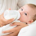 Les laits infantiles hydrolysés, pas pour tous les bébés