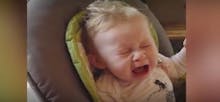 Son bébé dit « maman » pour la première fois : elle devient hystérique (VIDEO)