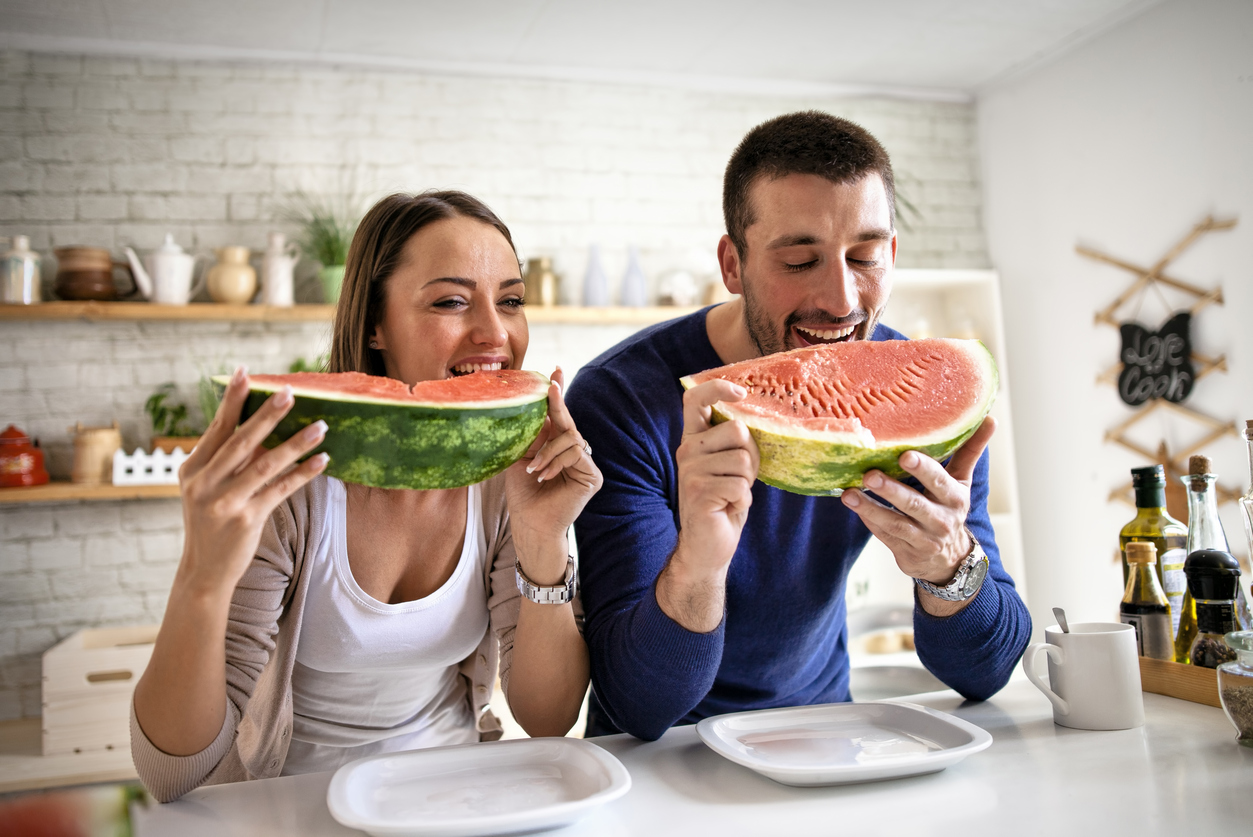 Pourquoi Fautil Manger Son Fruit Avant Le Repas PARENTSfr