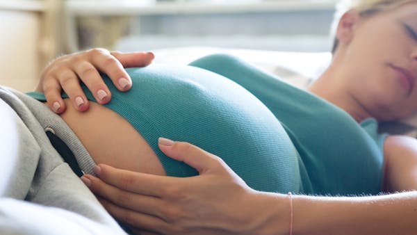Embolie pulmonaire enceinte : quel est le risque pendant la grossesse ?