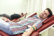 Transfusion : les hommes supportent moins bien le sang des femmes ayant été enceintes