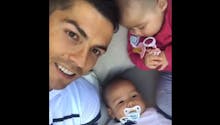 Cristiano Ronaldo dévoile sa famille et le prénom de son futur bébé (vidéo)