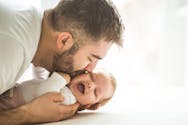 40 personnalités masculines se mobilisent pour un congé paternité « digne de ce nom »