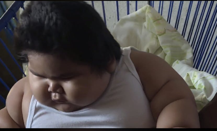 Luisito, bébé mexicain de 10 mois pesant 28 kg