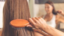 Froid : comment éviter d’avoir les cheveux électriques ?