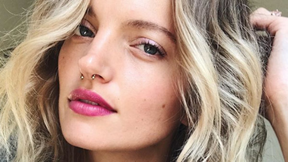 Un Mannequin Pose Avec Son Enfant Trisomique En Couverture De Vogue Parents Fr Un Mannequin Pose Avec Son Enfant Trisomique En Couverture De Vogue Parents Fr