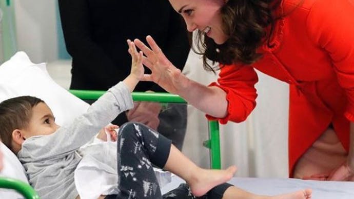 Kate Middleton a l'hôpital avec un enfant malade