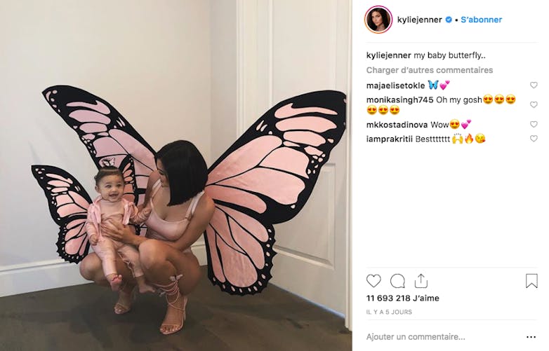 Kylie Jenner version brune et en papillon !
