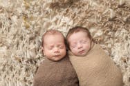 Ces jumeaux sont nés le 31 décembre et le 1er janvier !