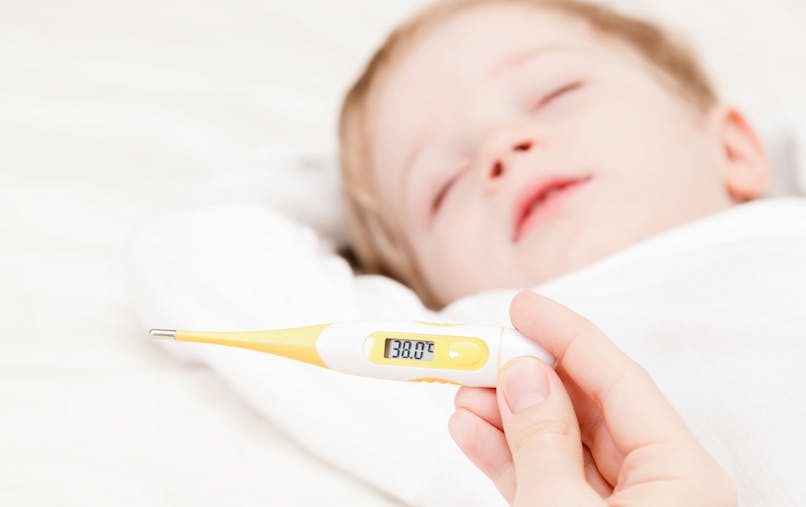 Fievre Chez Bebe Que Faire Et Quand Consulter Parents Fr Fievre Chez Bebe Que Faire Et Quand Consulter Parents Fr