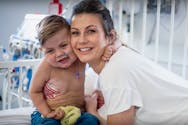 Une mère donne deux organes pour sauver son fils malade