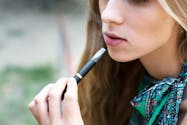L’e-cigarette augmente le risque de tabagisme chez les jeunes