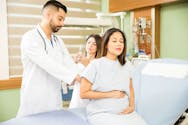 Nombre d’accouchements, taux de césariennes... “Le Monde” recense les pratiques médicales de chaque maternité