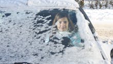Chutes de neige : une femme enceinte s’est retrouvée coincée sur la N 118