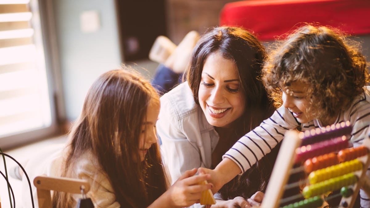 Bebe Nos Conseils Pour Bien Choisir Son Assistante Maternelle Parents Fr Bebe Nos Conseils Pour Bien Choisir Son Assistante Maternelle Parents Fr