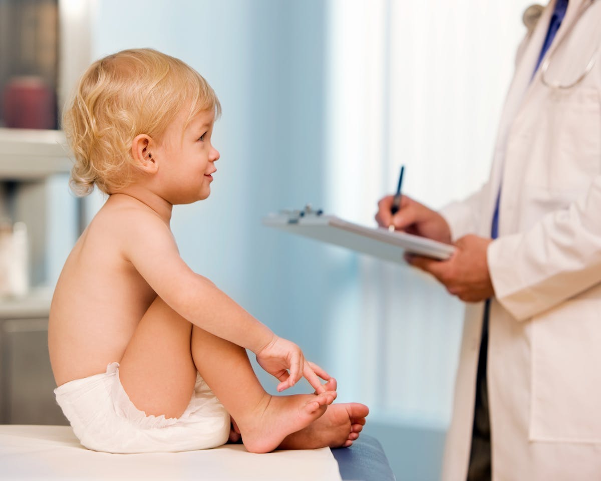 Le carnet de santé, informations médicales sur l'enfant 