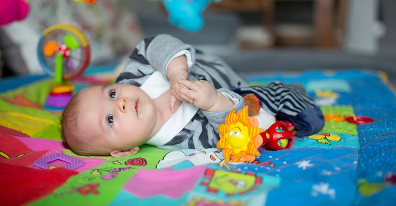 Tapis D Eveil Les Atouts Des Tapis D Eveil Pour Les Bebes Parents Fr Tapis D Eveil Les Atouts Des Tapis D Eveil Pour Les Bebes Parents Fr