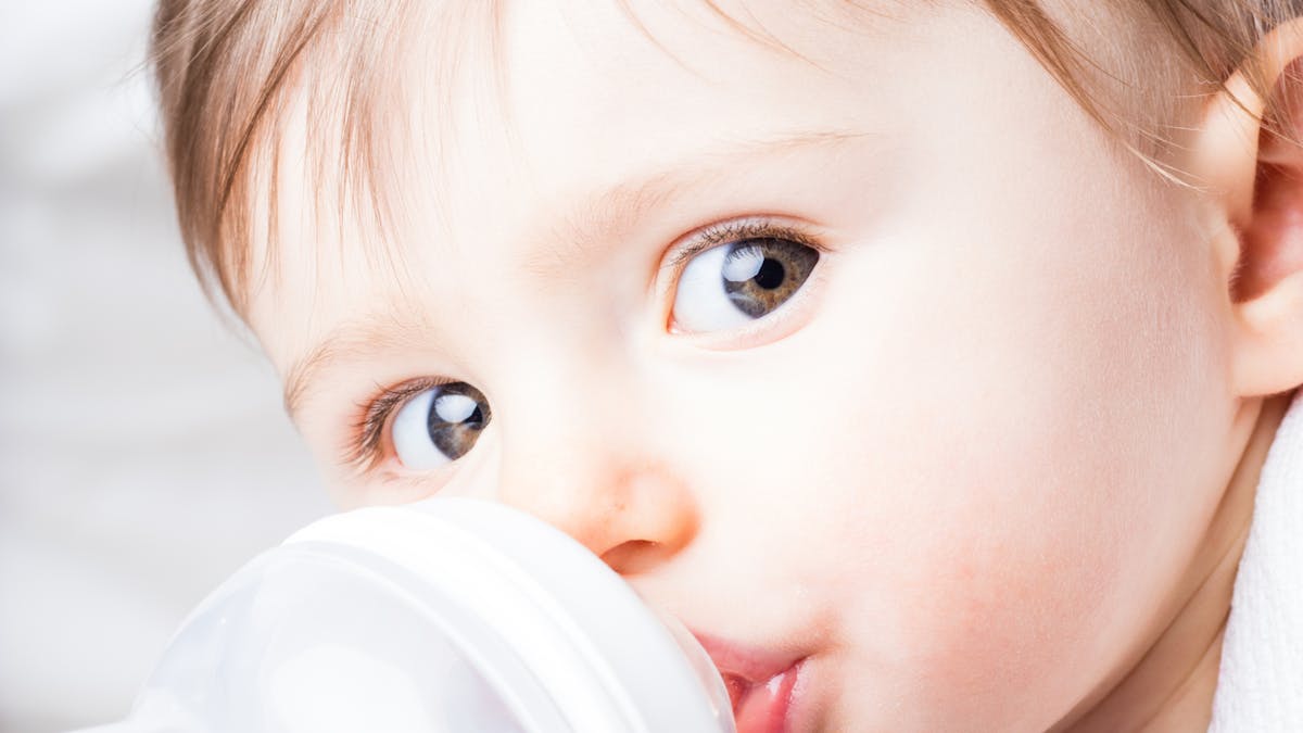 L Eau Pour Bebe Des Besoins Fondamentaux Parents Fr L Eau Pour Bebe Des Besoins Fondamentaux Parents Fr