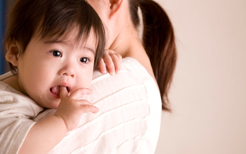 Mon Bebe A Peur Des Inconnus Parents Fr Mon Bebe A Peur Des Inconnus Parents Fr