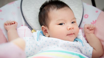 Le cale-tête pour le sommeil de bébé : pas une bonne idée  ?