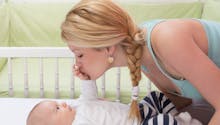 Bébé : pourquoi il vaut mieux éviter les bisous sur la bouche