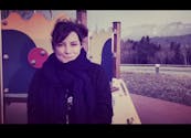 Laetitia Milot en plein tournage avec un joli baby-bump (vidéo)