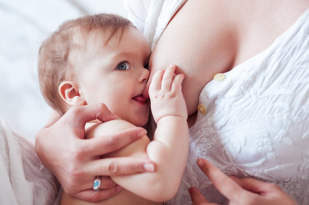 Allaitement 10 Conseils Et Regles D Or Pour Sevrer Bebe Parents Fr