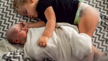 Mort subite du nourrisson : les frères et sœurs seraient aussi à risque