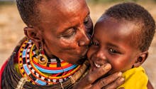Sophie la girafe® et Médecins Sans Frontières s'engagent dans la lutte contre la rougeole