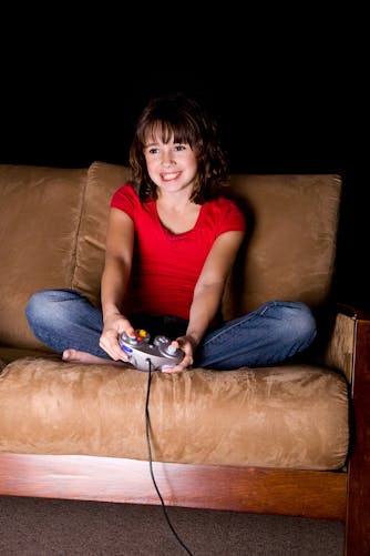 fille et jeu vidéo