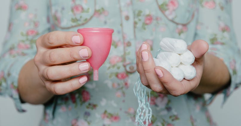 cup menstruelle et tampons