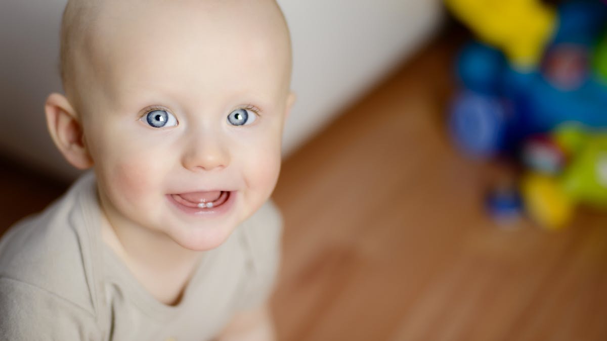 Poussee Dentaire Comment Savoir Si Bebe Fait Ses Dents Parents Fr Poussee Dentaire Comment Savoir Si Bebe Fait Ses Dents Parents Fr
