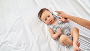 Quelles maladies donnent de la fièvre chez bébé ?