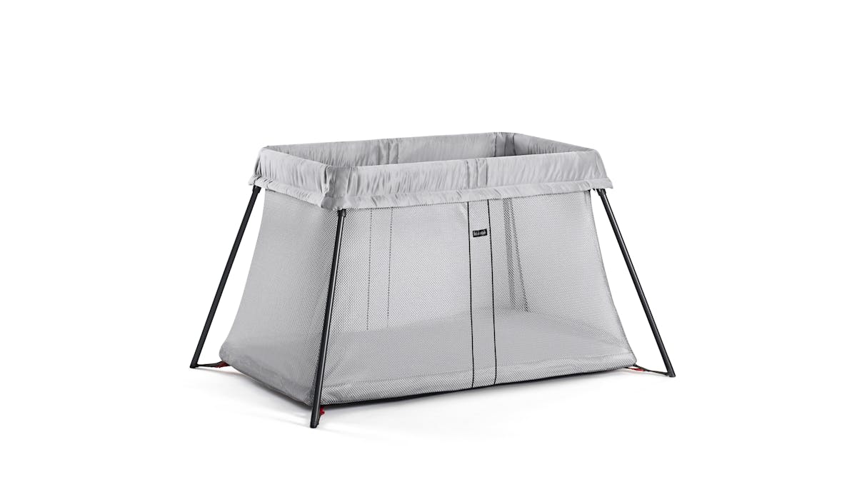 Le Lit Parapluie Light De Babybjorn Parents Fr Le Lit Parapluie Light De Babybjorn Parents Fr