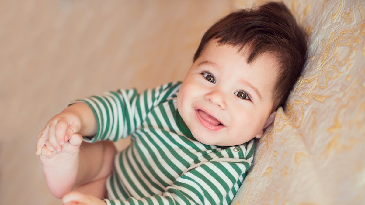Mon Bebe Se Retourne Toujours Sur Le Ventre Parents Fr Mon Bebe Se Retourne Toujours Sur Le Ventre Parents Fr