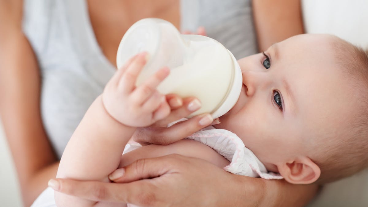 Du Lait Guigoz 1er Age Rappele En Raison D Une Possible Contamination Bacterienne Parents Fr Du Lait Guigoz 1er Age Rappele En Raison D Une Possible Contamination Bacterienne Parents Fr