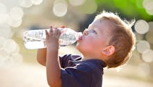 Hydratation enfant : toutes les boissons ne se valent pas