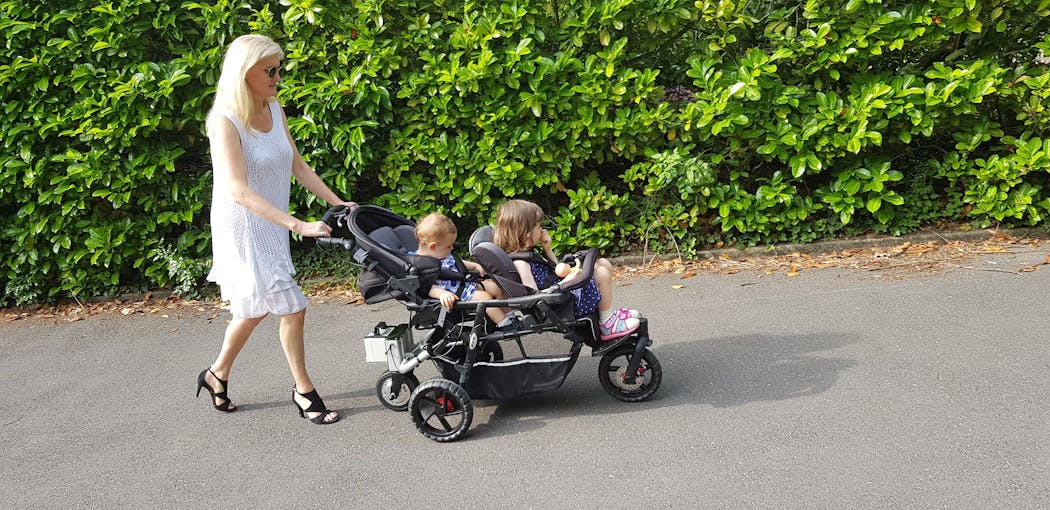 Kiddyboost Le Premier Systeme D Assistance Electrique Amovible Pour Poussette Parents Fr Kiddyboost Le Premier Systeme D Assistance Electrique Amovible Pour Poussette Parents Fr