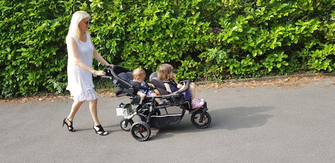 Kiddyboost Le Premier Systeme D Assistance Electrique Amovible Pour Poussette Parents Fr Kiddyboost Le Premier Systeme D Assistance Electrique Amovible Pour Poussette Parents Fr