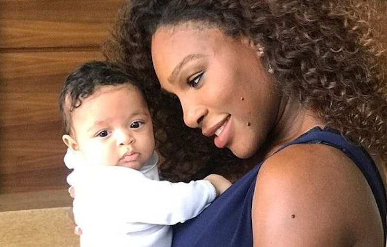 Serena Williams parle à sa fille en français, et c’est adorable (vidéo)