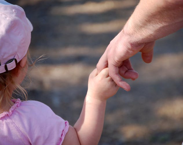 Enfants : leurs force dans les mains, indice de leur santé future ?