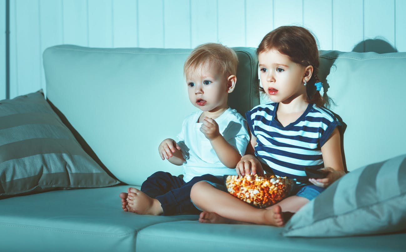 Un Enfant Sur Deux Regarder La Television Des 18 Mois Parents Fr