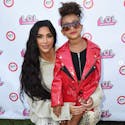 Kim Kardashian : sa fille North, 5 ans, défile pour la première fois (vidéo)