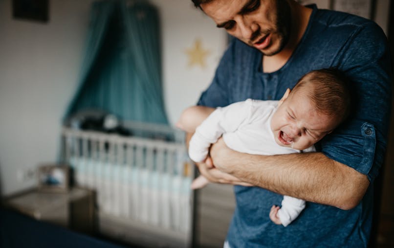 Comment Calmer Un Bebe Qui Pleure Parents Fr Comment Calmer Un Bebe Qui Pleure Parents Fr